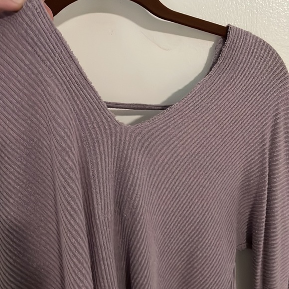 Cute top - Picture 5 of 5